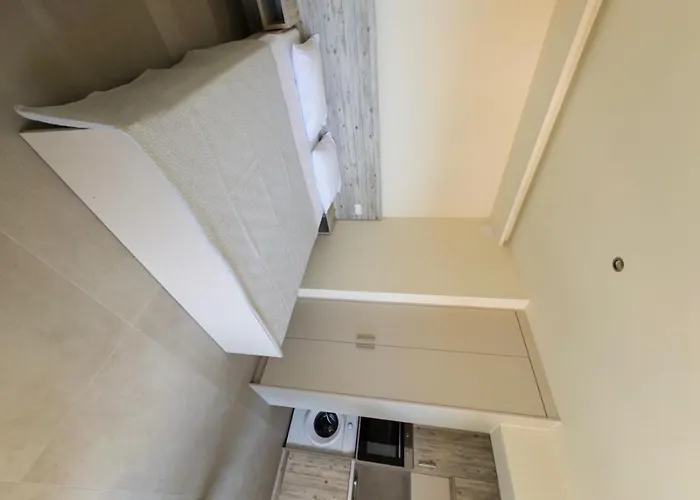 Kotronia 3* İskados